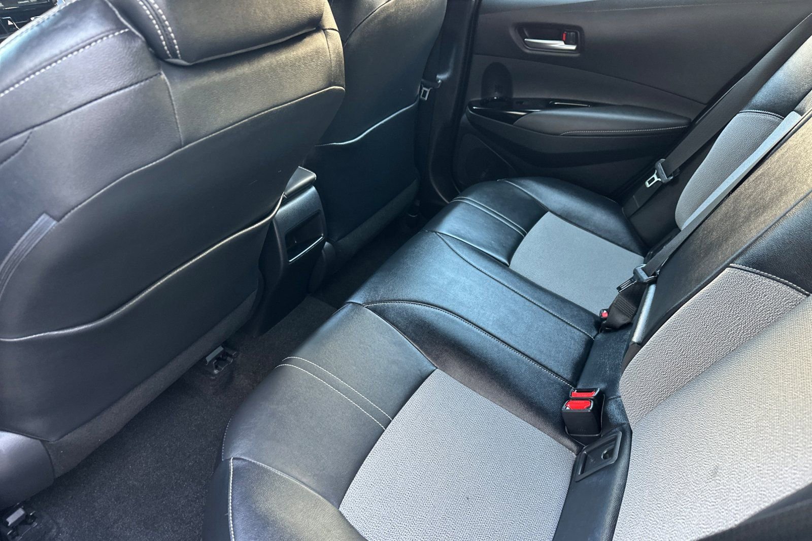 Certified 2019 Toyota Corolla XSE FWD image 15