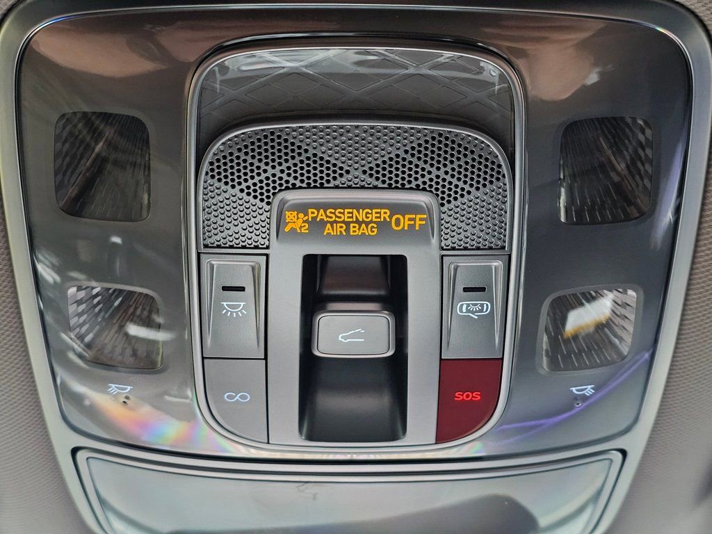 New 2026 Genesis GV70 2.5T Advanced image 18