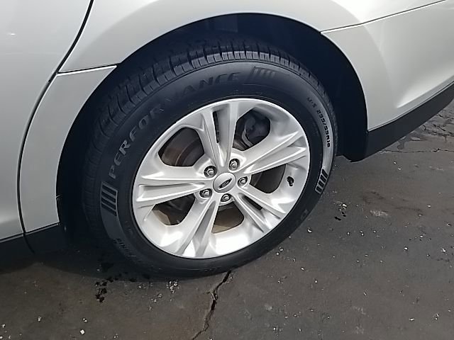 Used 2018 Ford Taurus SEL FWD image 43