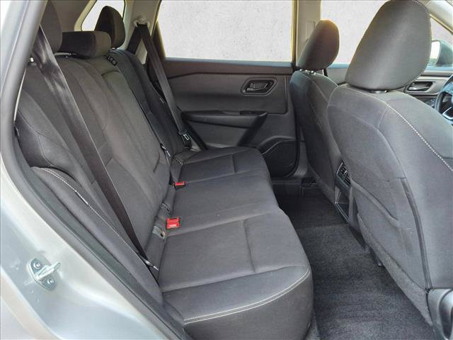 Used 2024 Nissan Rogue S FWD image 19