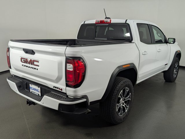 Used 2024 GMC Canyon AT4 w/ AT4 Premium Package image 8