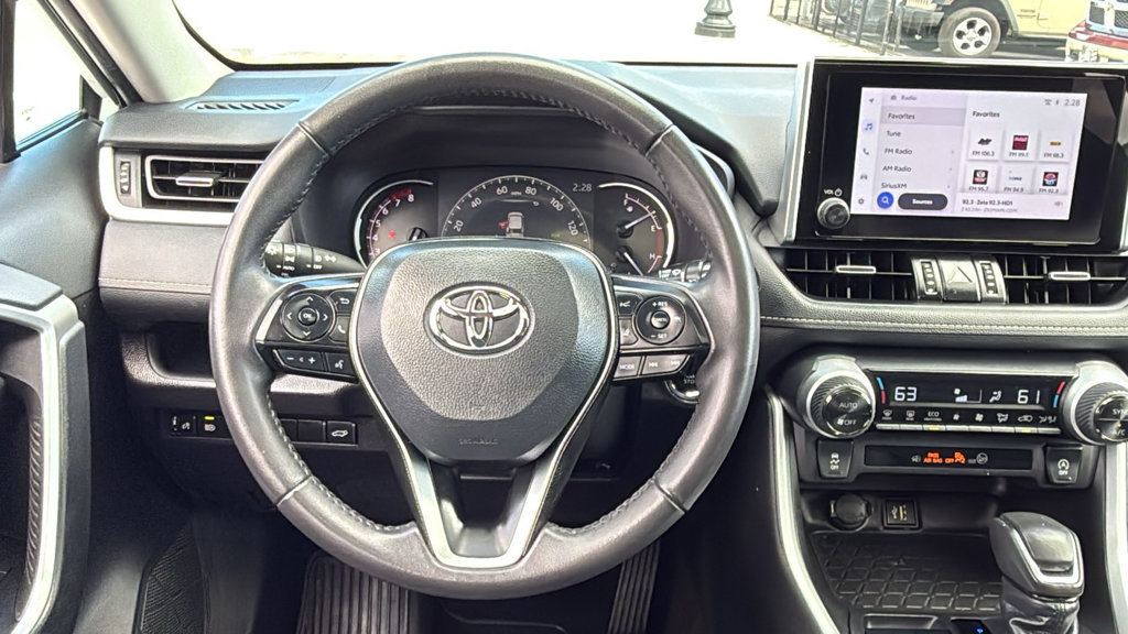 Used 2024 Toyota RAV4 XLE Premium FWD image 31
