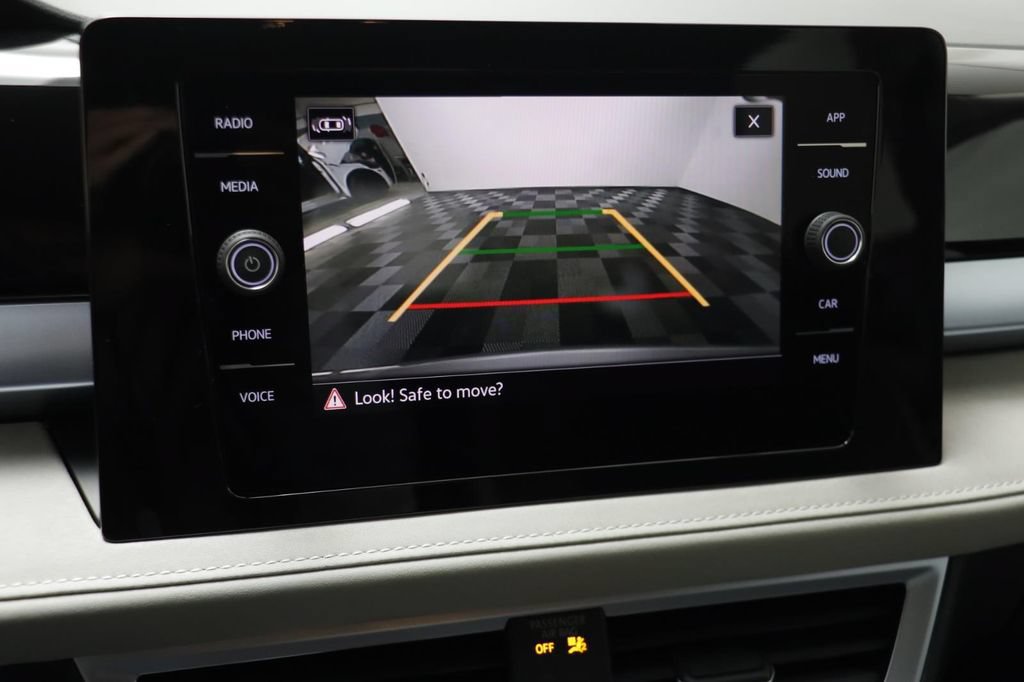 New 2026 Volkswagen Taos SE AWD/4WD image 10