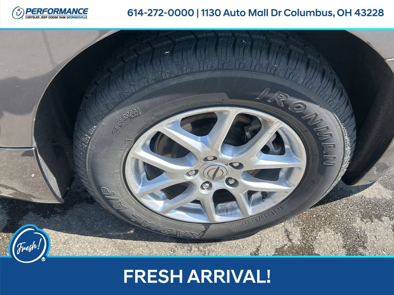 Used 2023 Chrysler Voyager LX FWD image 11