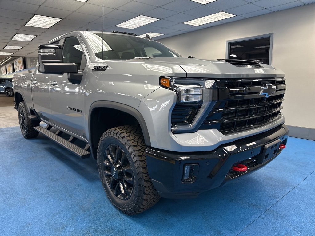 New 2025 Chevrolet Silverado 2500 LT w/ Trail Boss Package