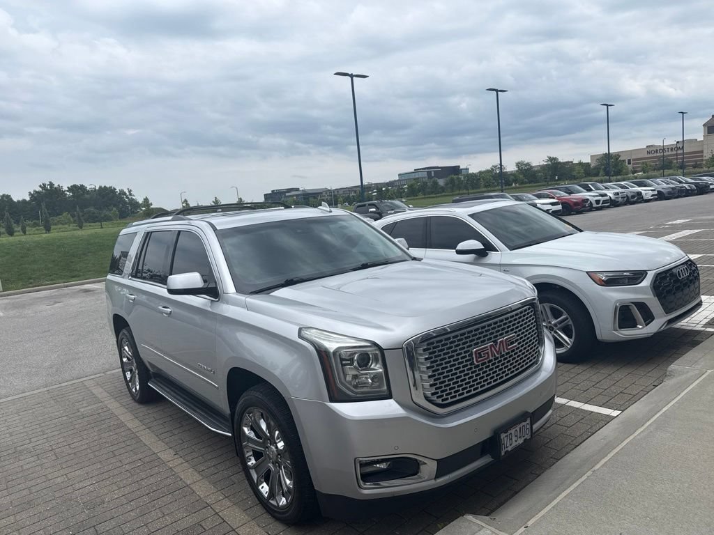Used 2016 GMC Yukon Denali w/ Open Road Package AWD/4WD image 2