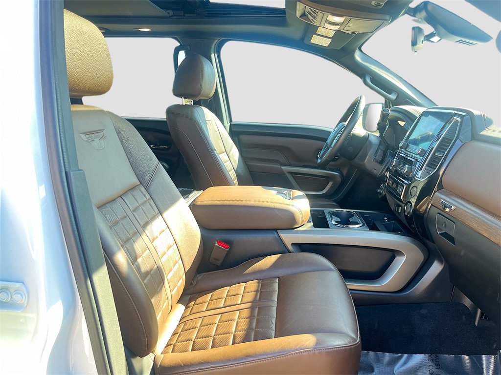 Used 2024 Nissan Titan Platinum Reserve w/ Moonroof Package image 30