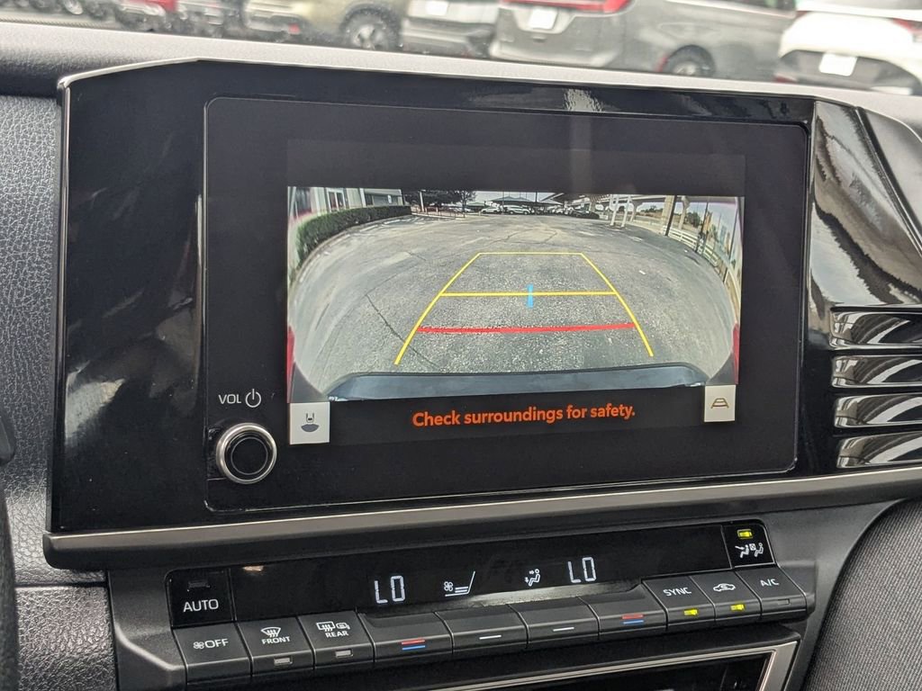 Used 2025 Toyota Camry LE image 21