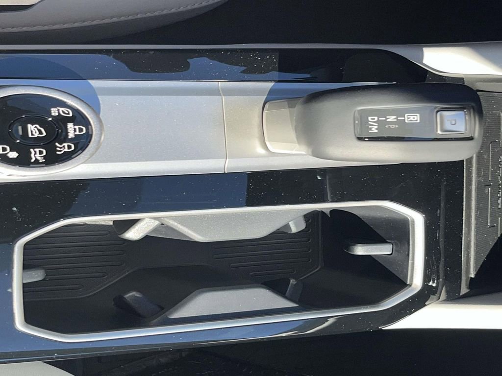 New 2026 Mitsubishi Outlander SE FWD image 18