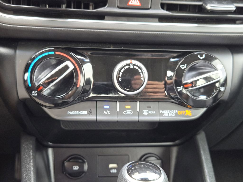 Used 2022 Hyundai Kona SE FWD image 20