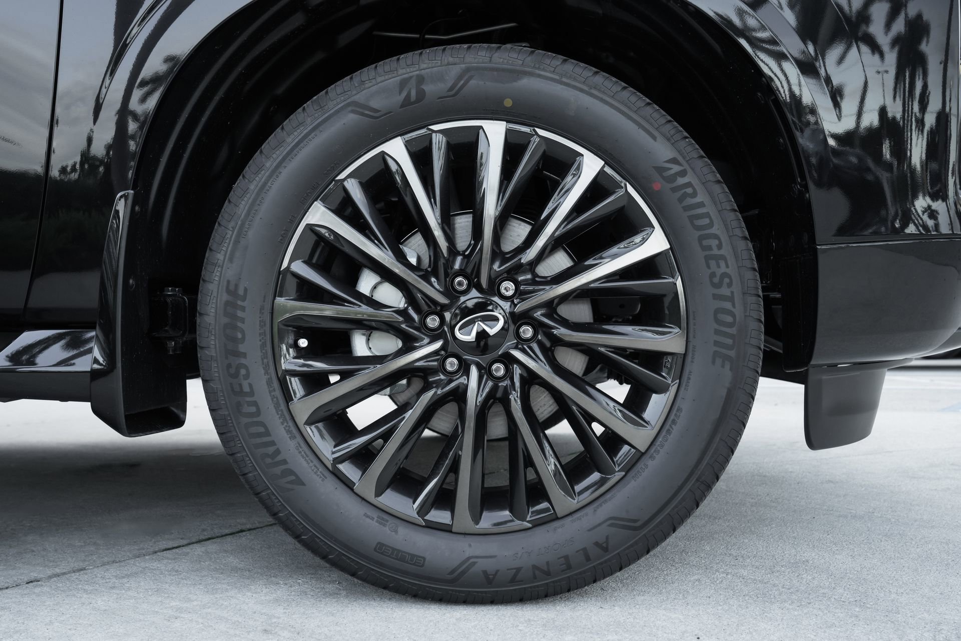 New 2026 INFINITI QX80 Autograph w/ Premium Cargo Package image 24