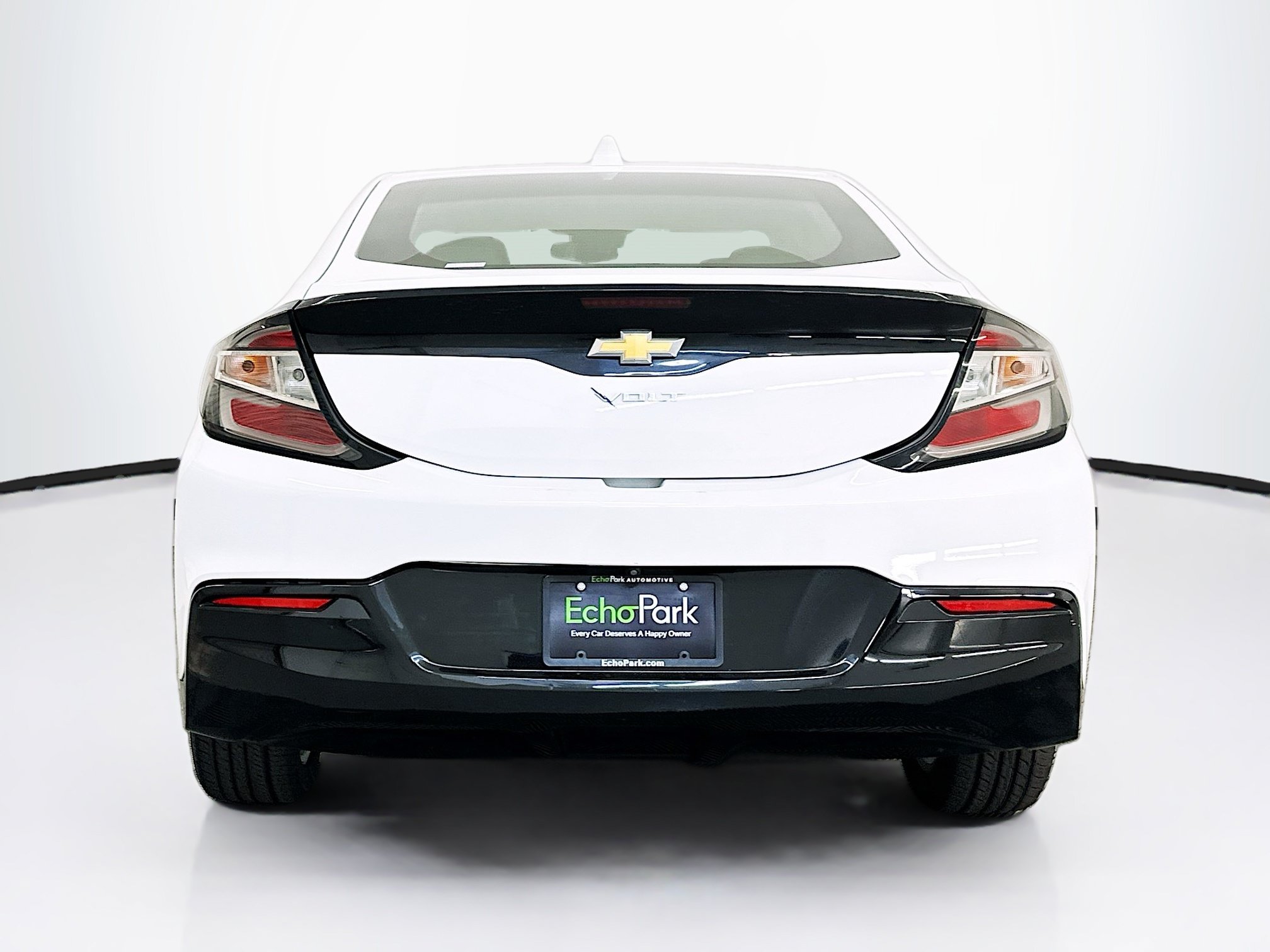 Used 2018 Chevrolet Volt LT w/ Comfort Package FWD image 7