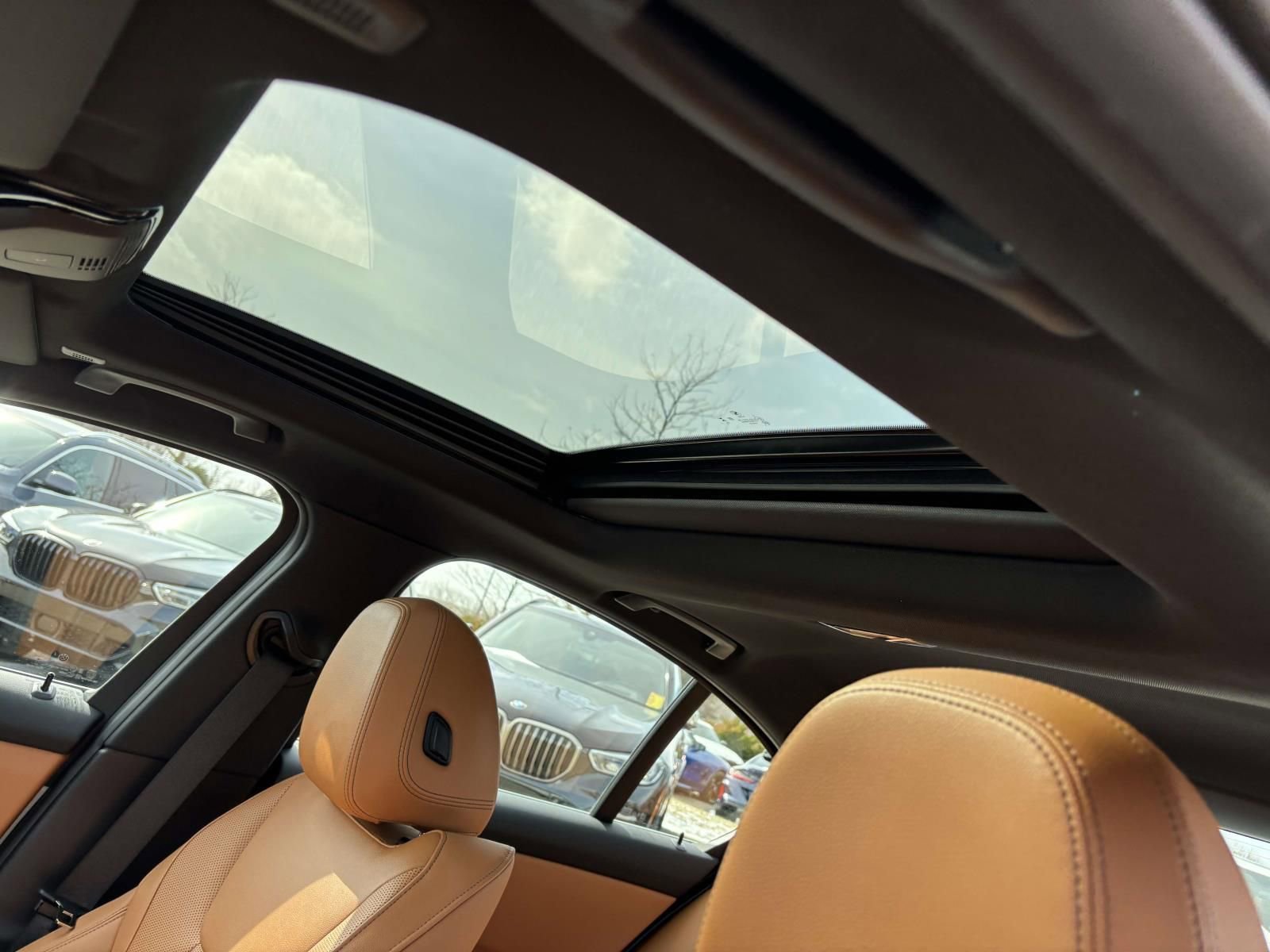 New 2026 BMW 330i xDrive Sedan w/ Premium Package image 26