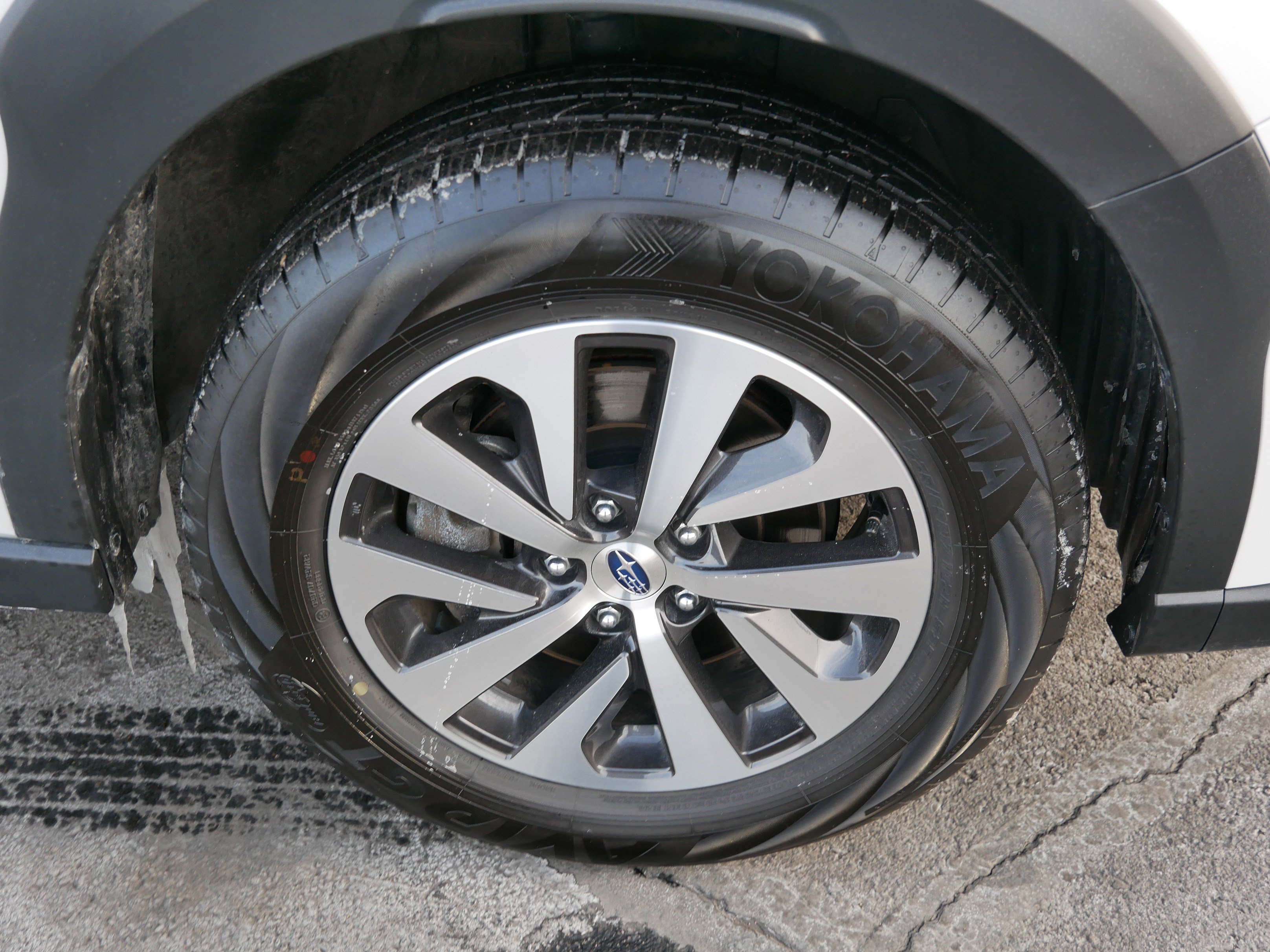 Certified 2025 Subaru Outback Premium image 15