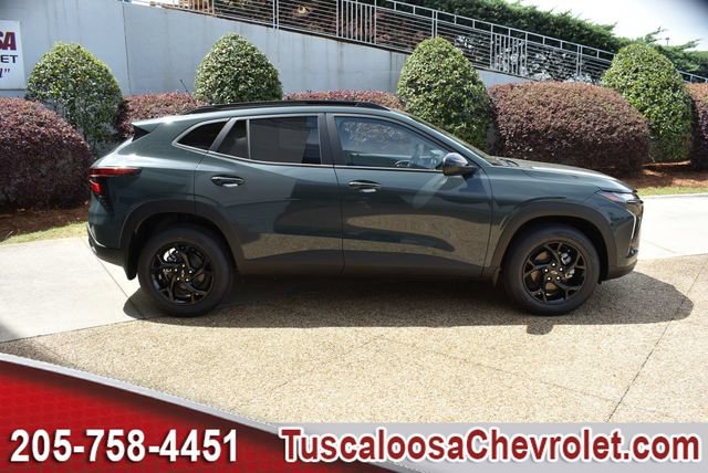 New 2026 Chevrolet Trax LT w/ Midnight Edition FWD image 11