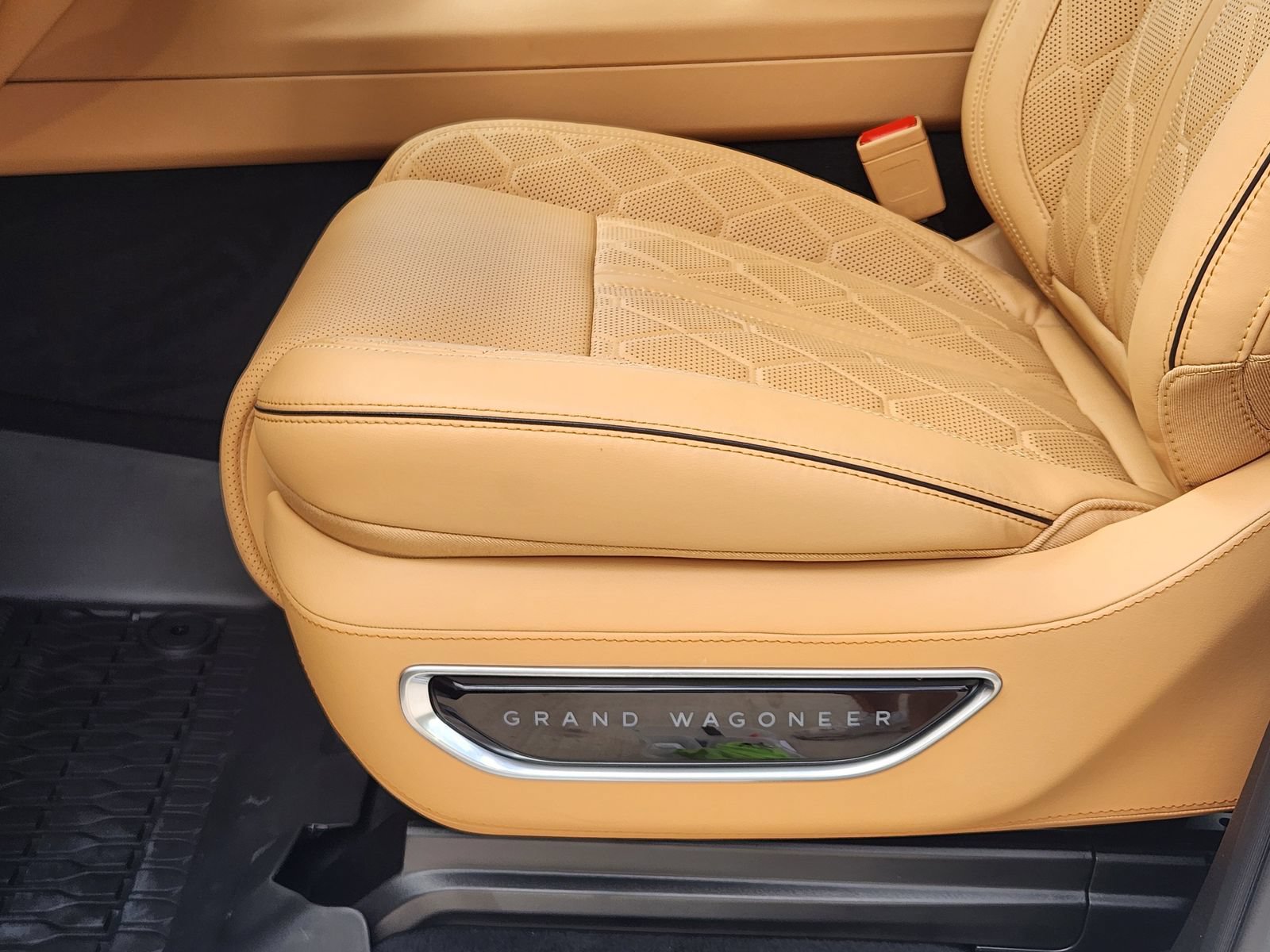 New 2026 Jeep Grand Wagoneer L Summit AWD/4WD image 22