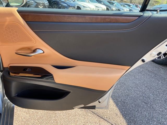 Used 2023 Lexus ES 350 w/ Premium Package image 29