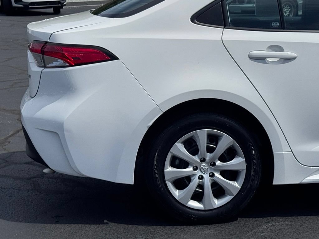 Used 2024 Toyota Corolla LE FWD image 37