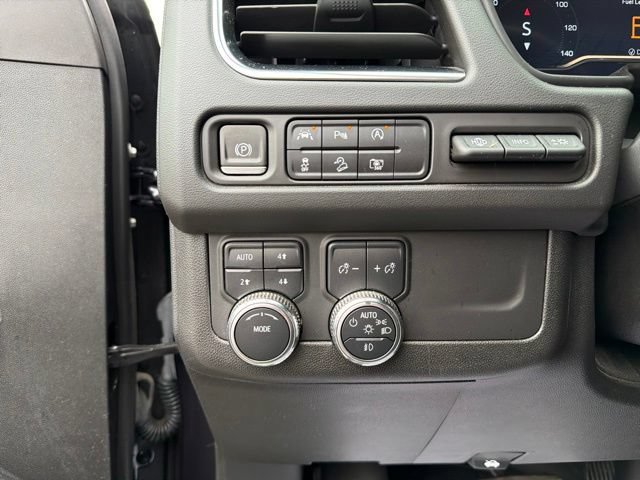 Certified 2024 GMC Yukon AT4 w/ AT4 Premium Package AWD/4WD image 16