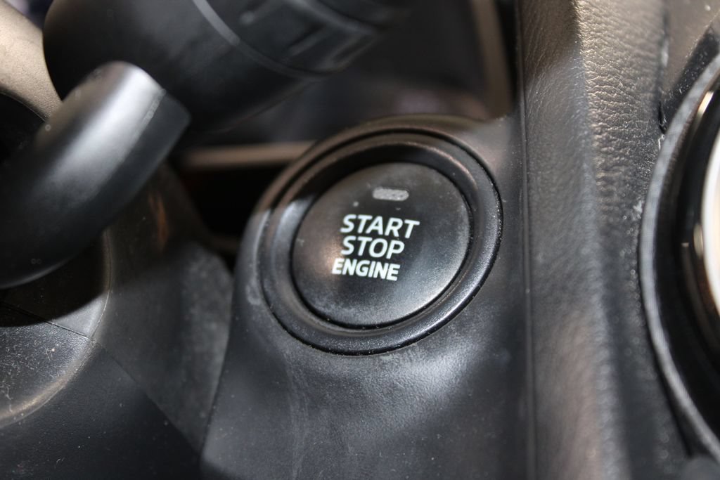 Used 2019 Toyota Yaris LE FWD image 30