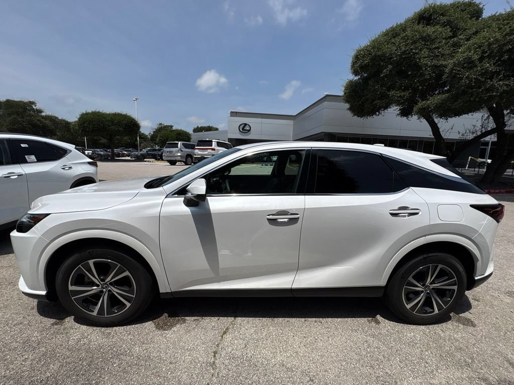 Certified 2025 Lexus RX 350 FWD w/ Technology Package image 2