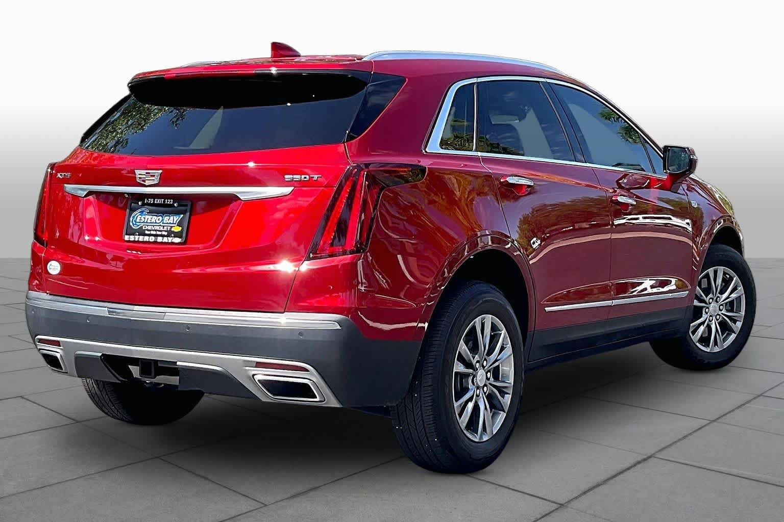 Used 2021 Cadillac XT5 Premium Luxury FWD image 14