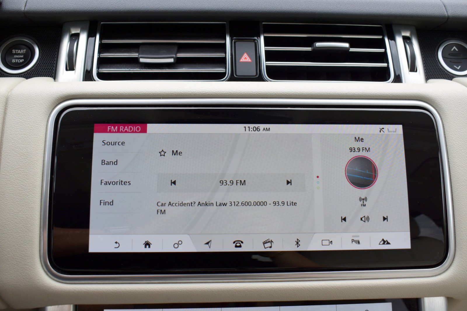 Used 2021 Land Rover Range Rover AWD/4WD image 16