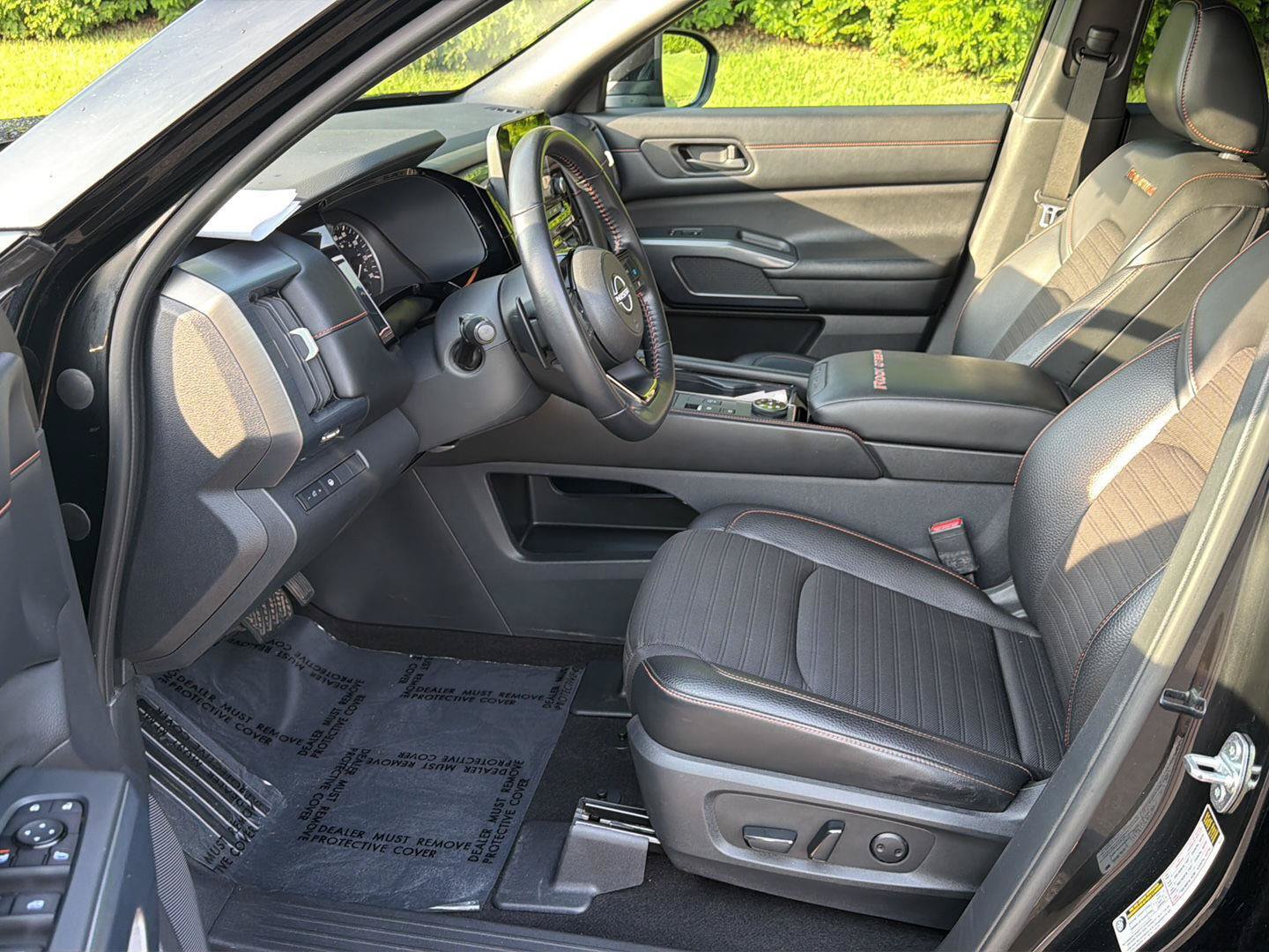 Used 2023 Nissan Pathfinder Rock Creek AWD/4WD image 8