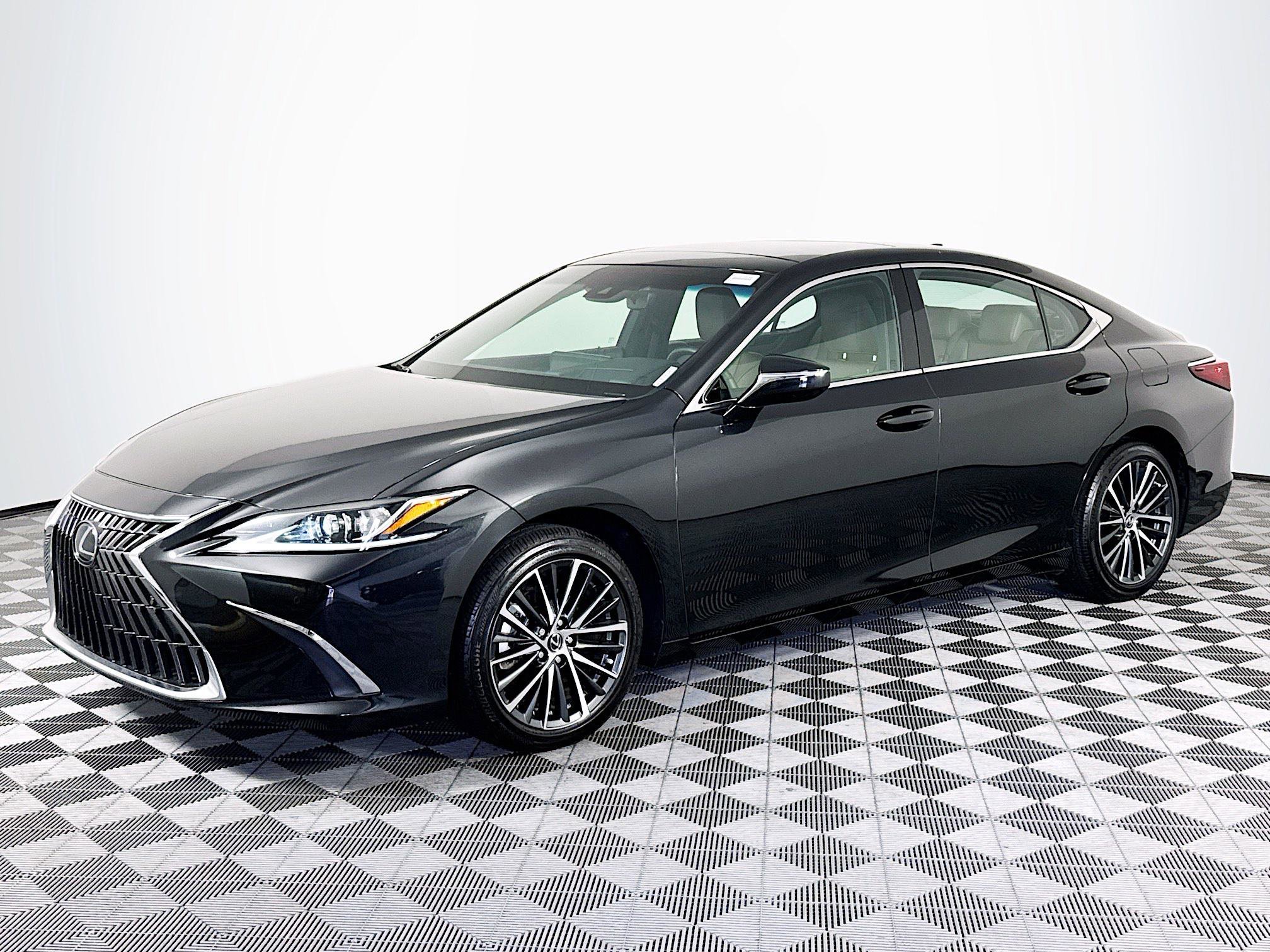Used 2024 Lexus ES 350 w/ Premium Package image 4
