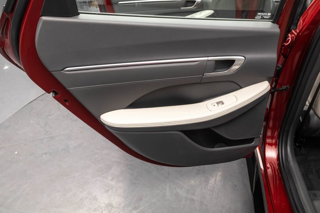 Used 2023 Hyundai Sonata Limited w/ Cargo Package image 27