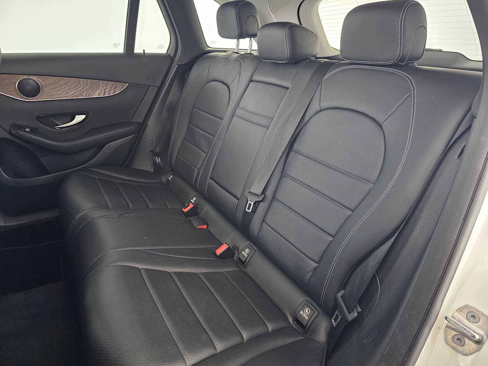 Used 2019 Mercedes-Benz GLC 300 image 17