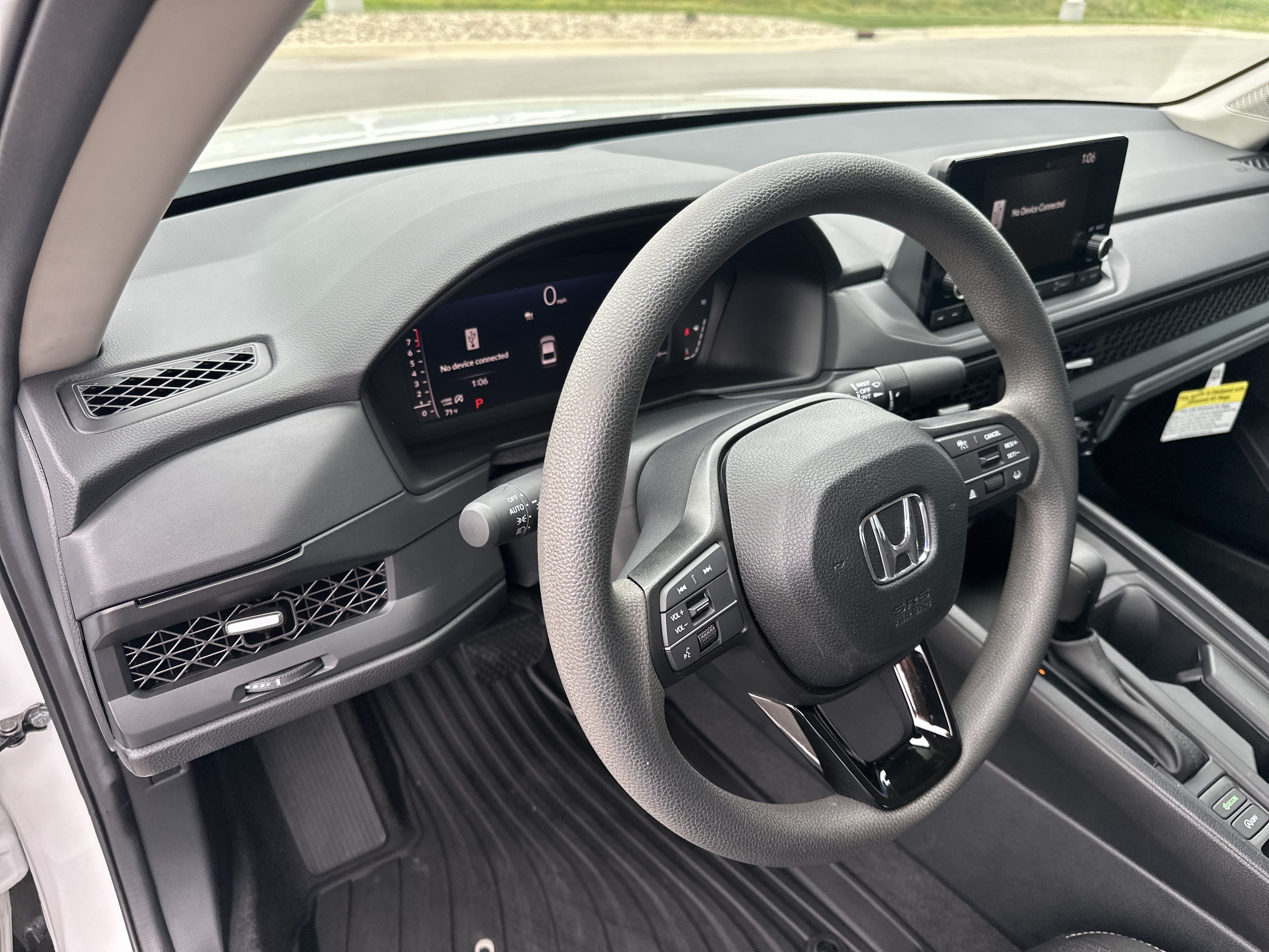 Certified 2025 Honda Accord SE image 11
