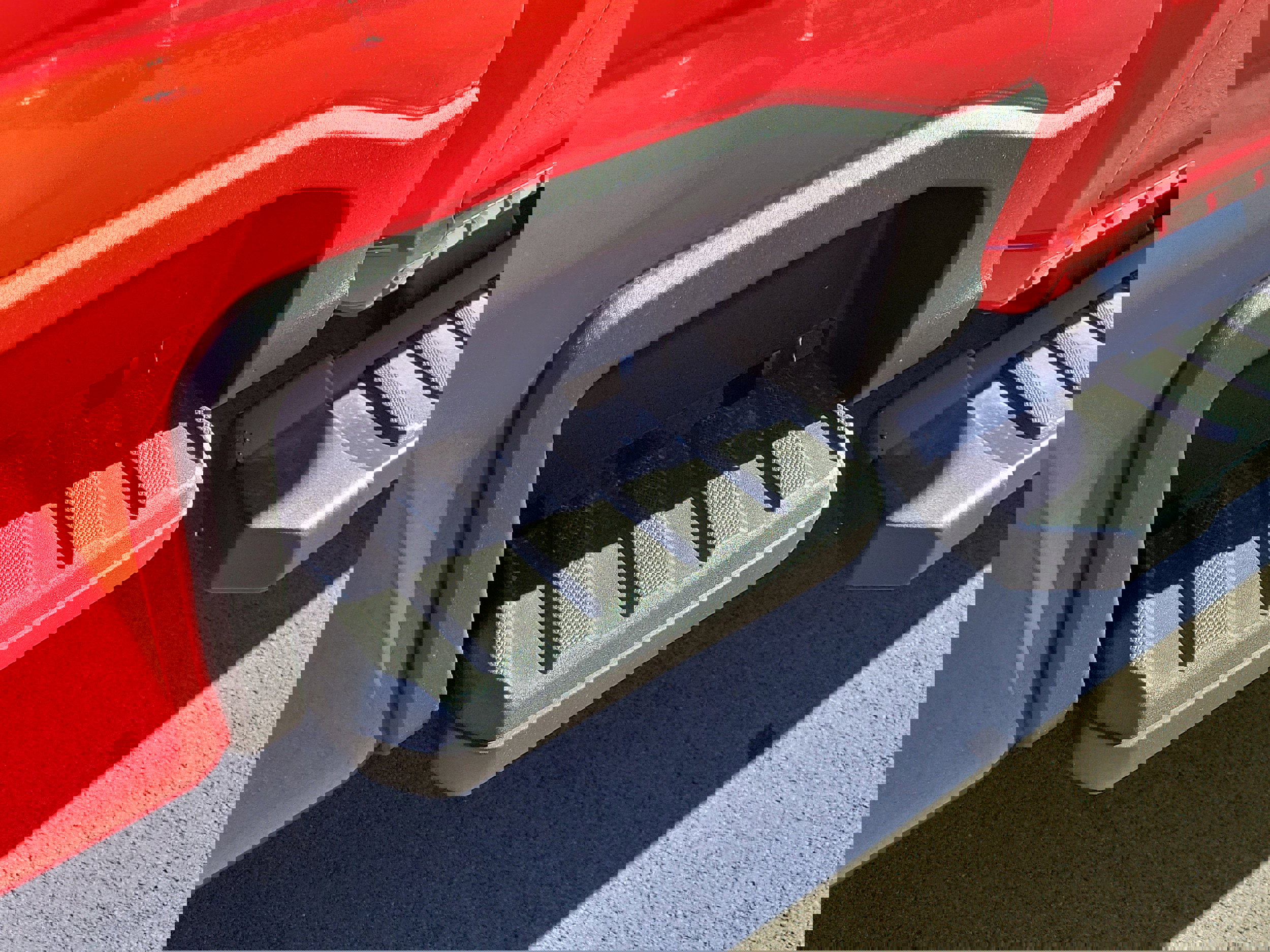 New 2026 Ford F250 Lariat w/ Black Appearance Package image 8