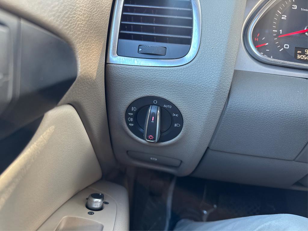 Used 2014 Audi Q7 3.0T Premium Plus w/ Premium Plus Package image 11