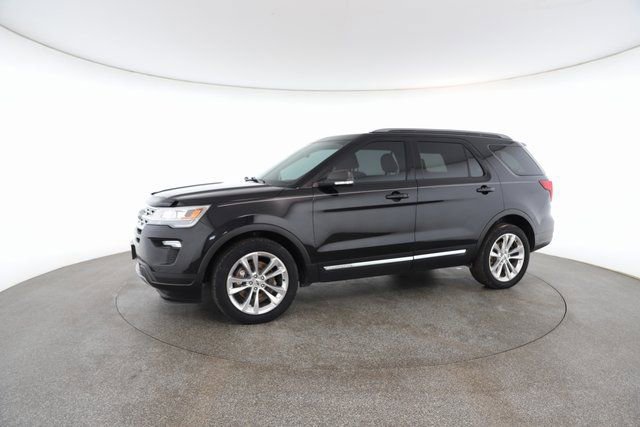 Used 2019 Ford Explorer XLT w/ Equipment Group 202A image 4