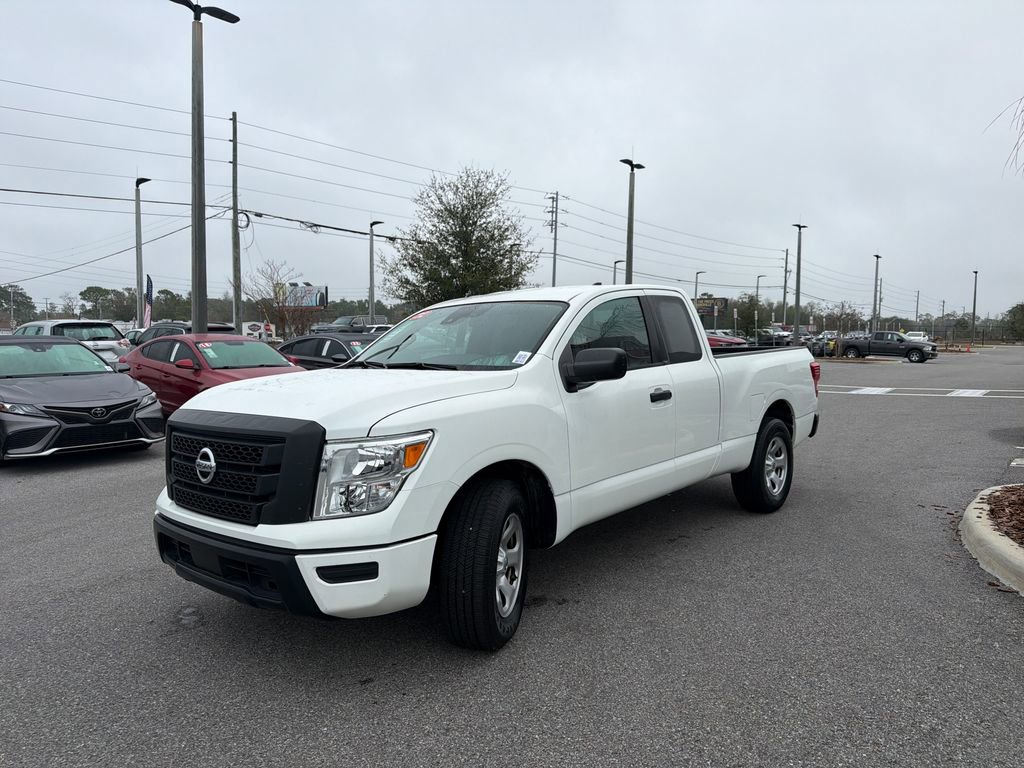 Used 2022 Nissan Titan S image 3