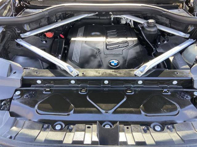 Used 2020 BMW X7 xDrive40i w/ Premium Package image 26