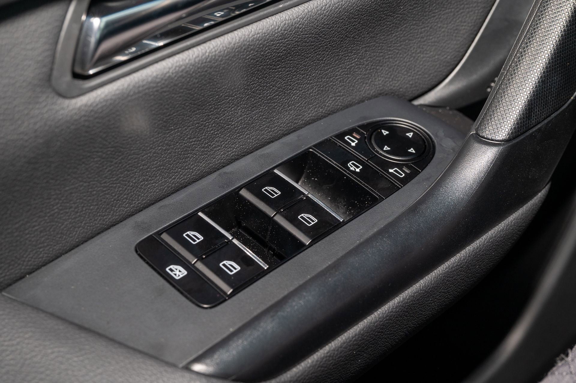 Used 2025 MAZDA CX-50 2.5 Hybrid w/ Premium Plus Pkg image 31