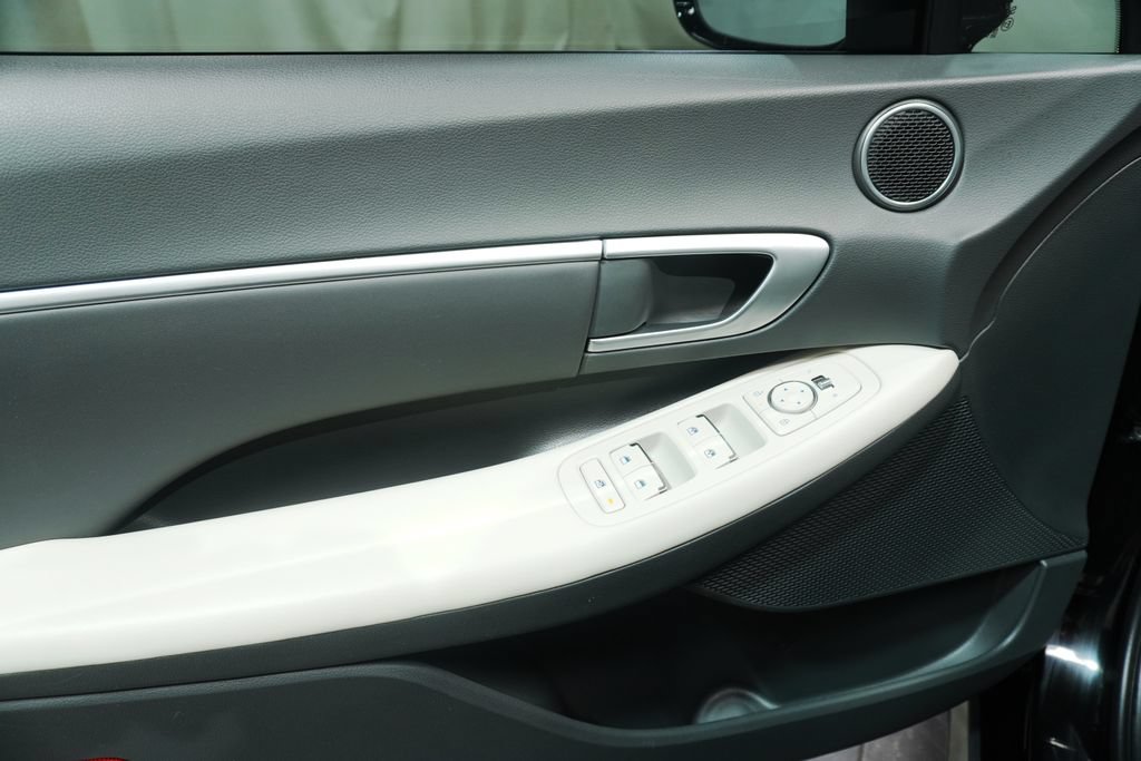 Certified 2024 Hyundai Sonata SEL FWD image 18