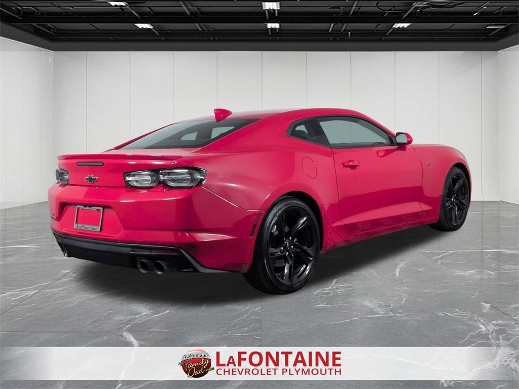 Used 2024 Chevrolet Camaro LT w/ RS Package image 8