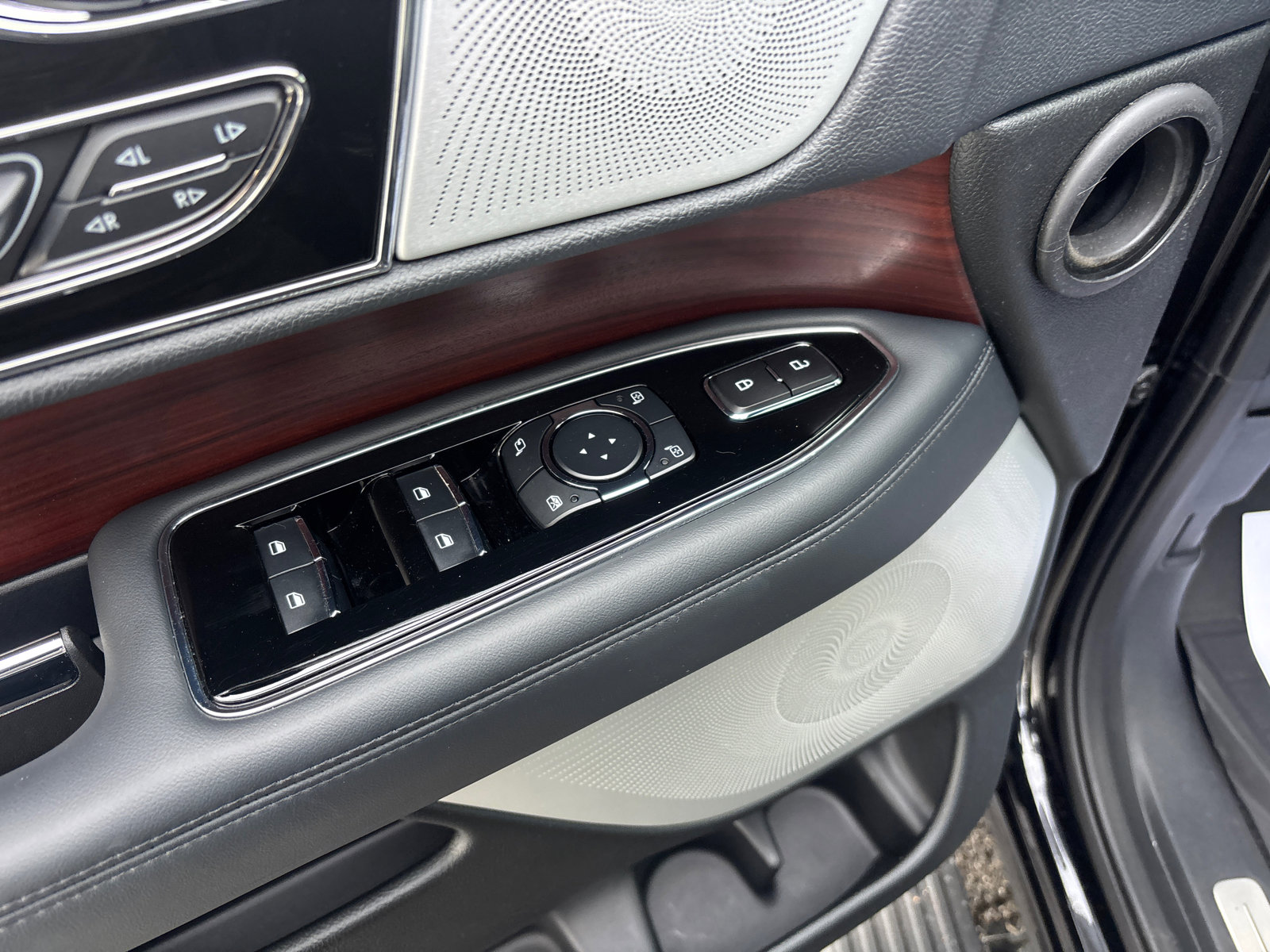 Certified 2023 Lincoln Navigator Reserve image 11