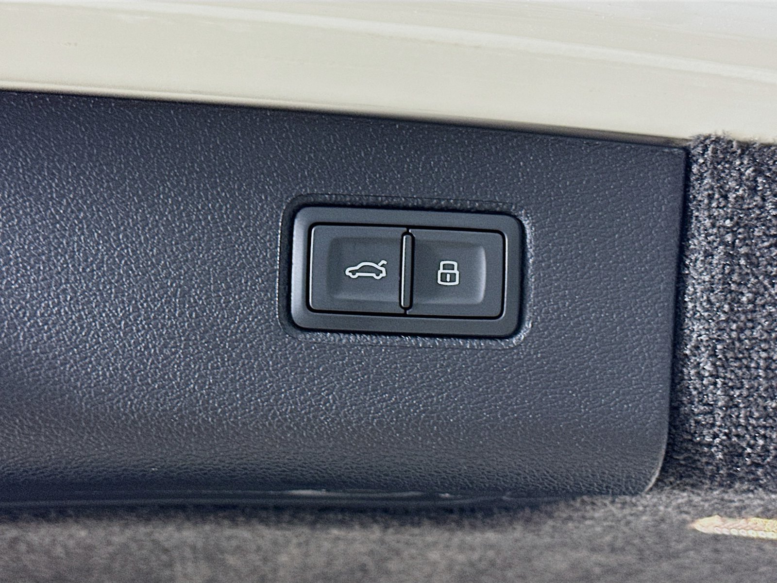 New 2026 Bentley Bentayga Speed AWD/4WD image 40