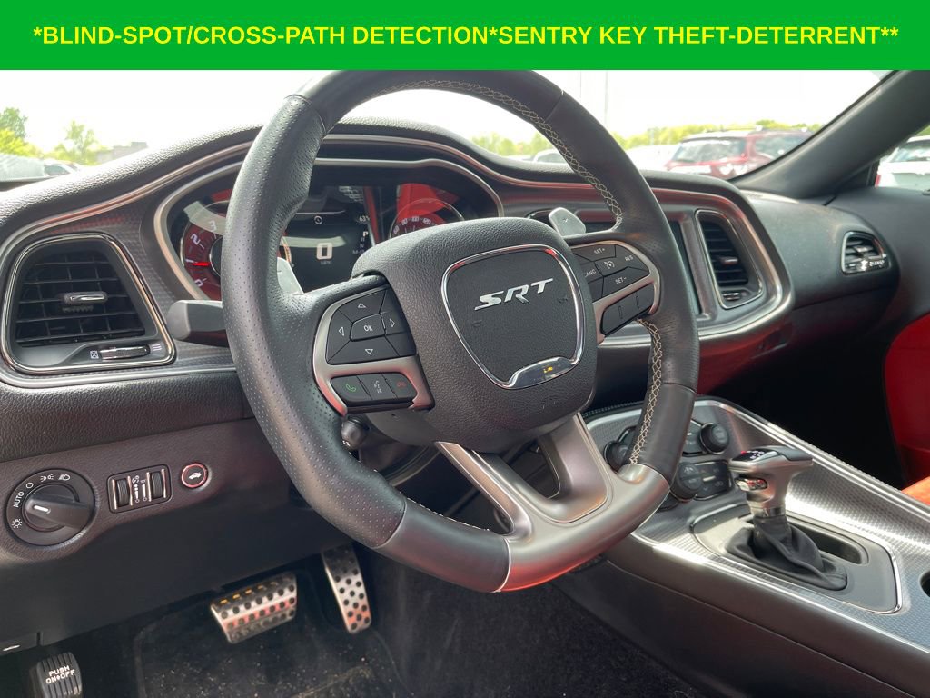 Used 2016 Dodge Challenger SRT Hellcat RWD image 14