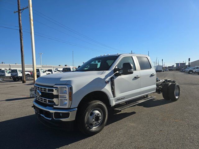 New 2026 Ford F350 XL w/ XL Chrome Package image 8