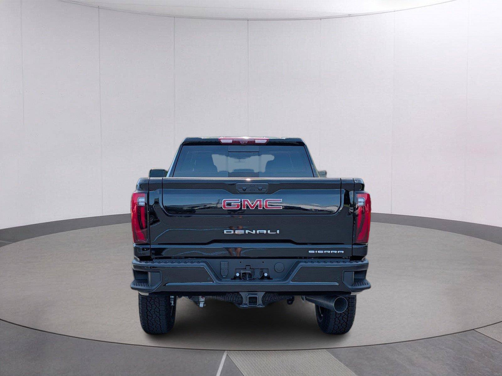 New 2026 GMC Sierra 2500 Denali w/ Denali Reserve Package AWD/4WD image 4