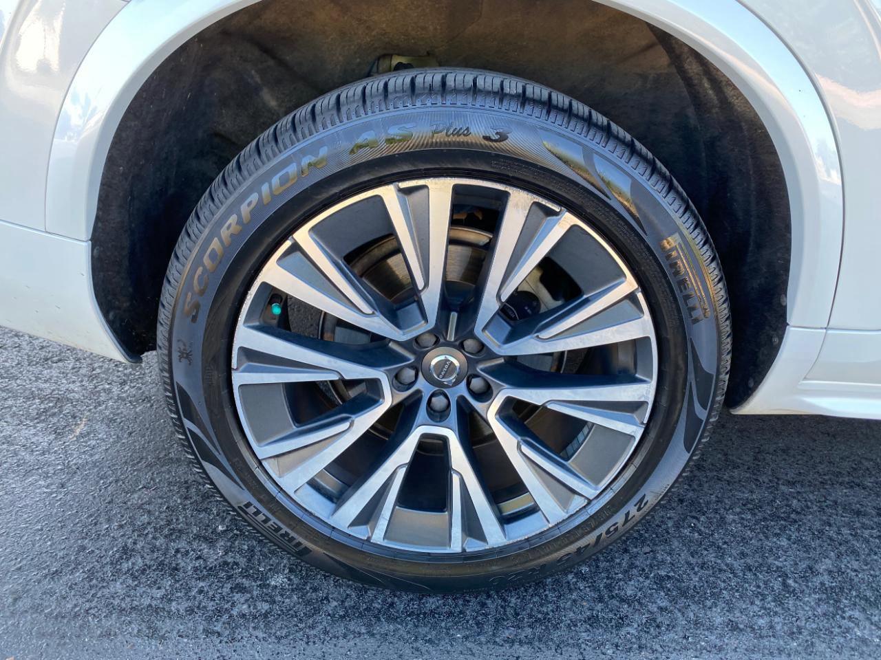 Used 2020 Volvo XC90 T6 Momentum image 7