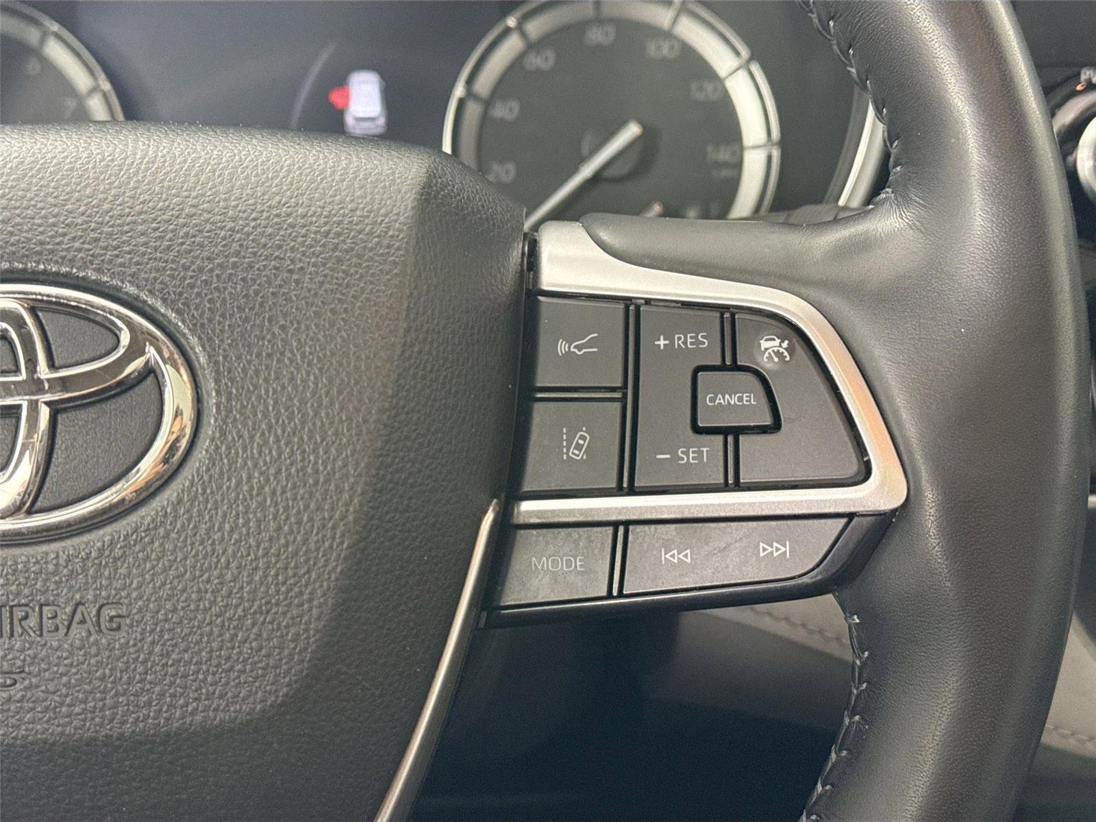Used 2022 Toyota Highlander Platinum FWD image 20