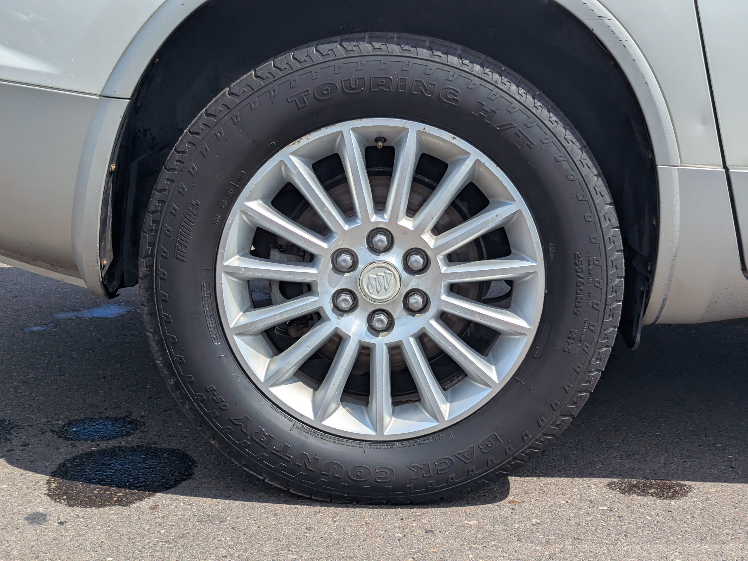 Used 2011 Buick Enclave CXL AWD/4WD image 44