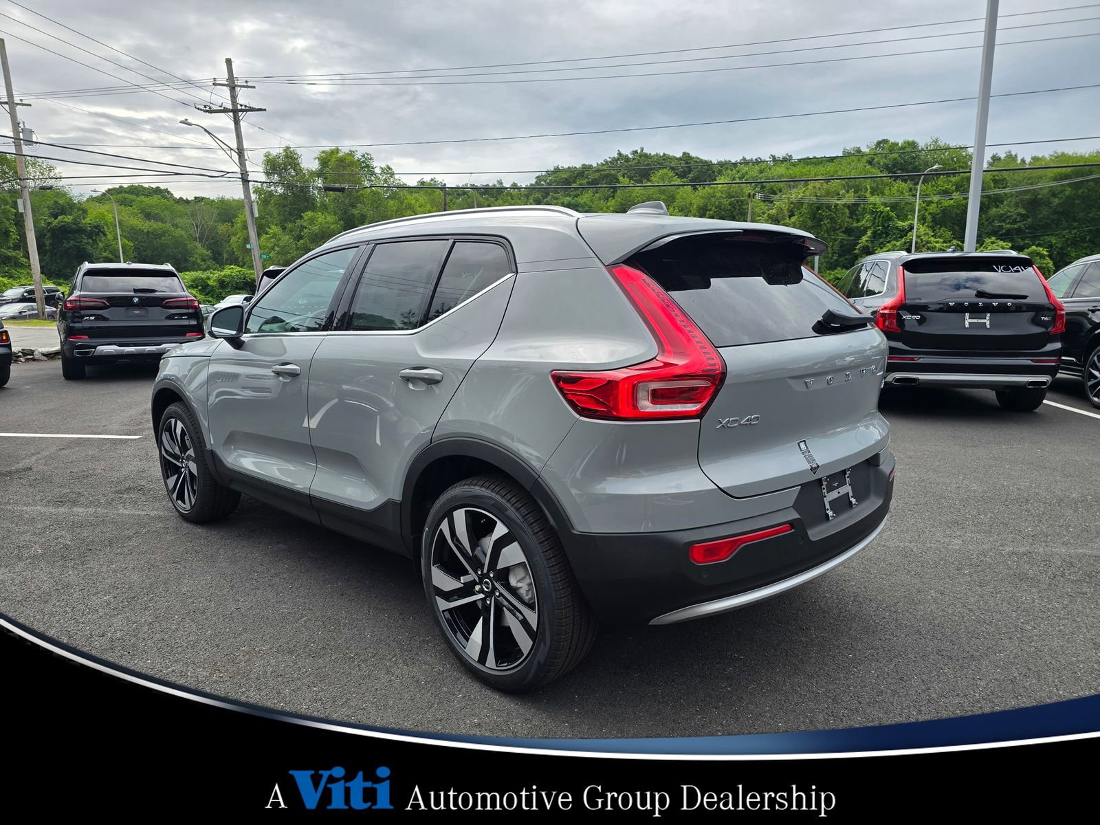 Used 2025 Volvo XC40 B5 Plus w/ Protection Package Premier image 6