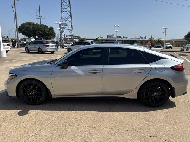 Used 2025 Honda Civic Sport image 4